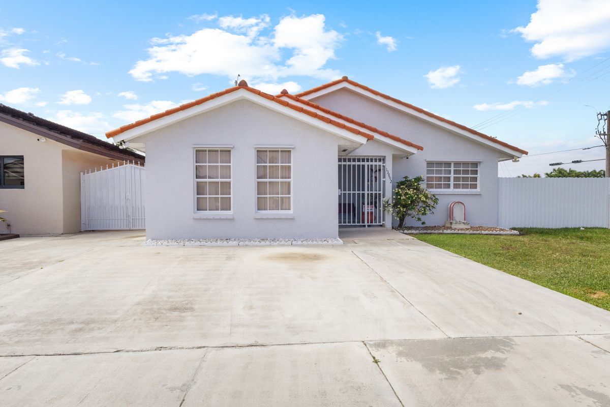 Foto principal - 13892 SW 25th Terrace
