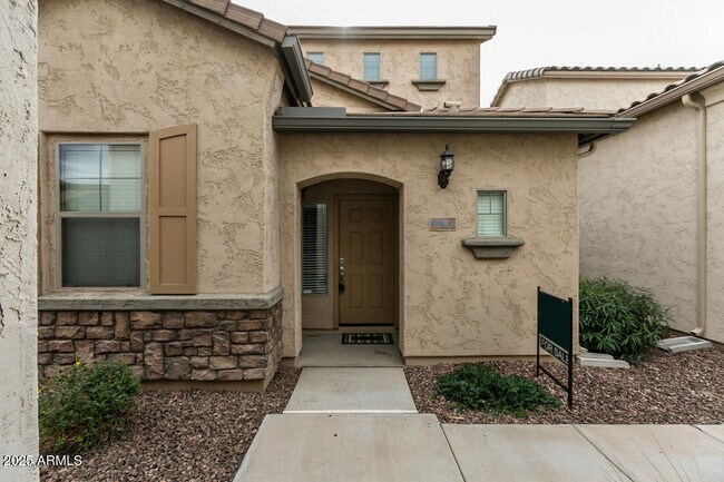 Foto del edificio - 16013 N 21st Ln