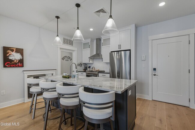 Foto del edificio - 116 West Ave