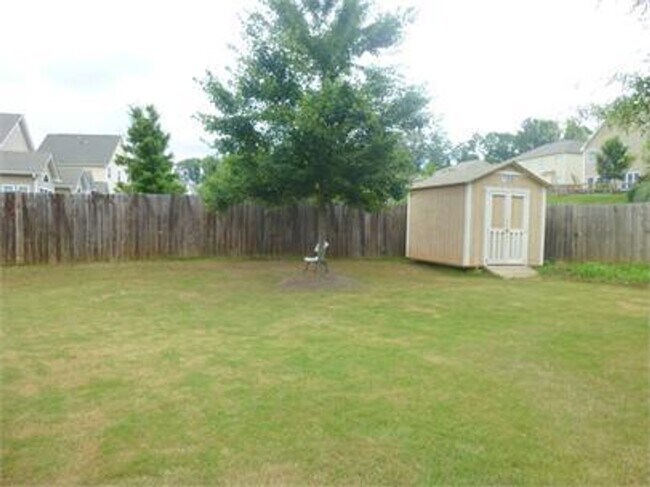 Building Photo - 2418 Centennial Hill Way NW