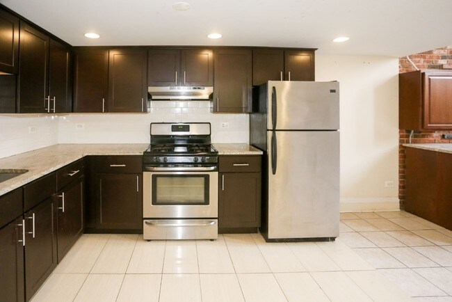 Foto del edificio - 873 W Lill Ave