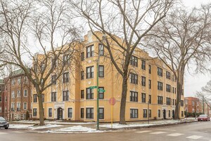 Building Photo - 6508 N Seeley Ave