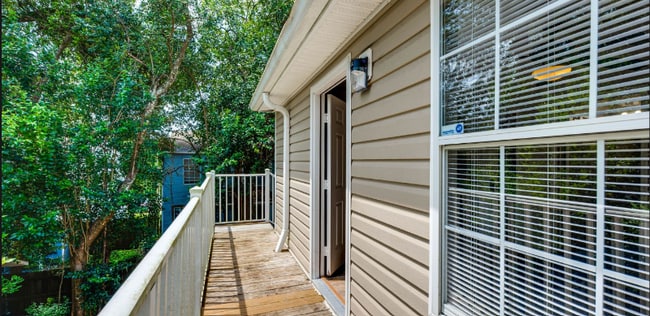 Building Photo - 1329 Nylic St