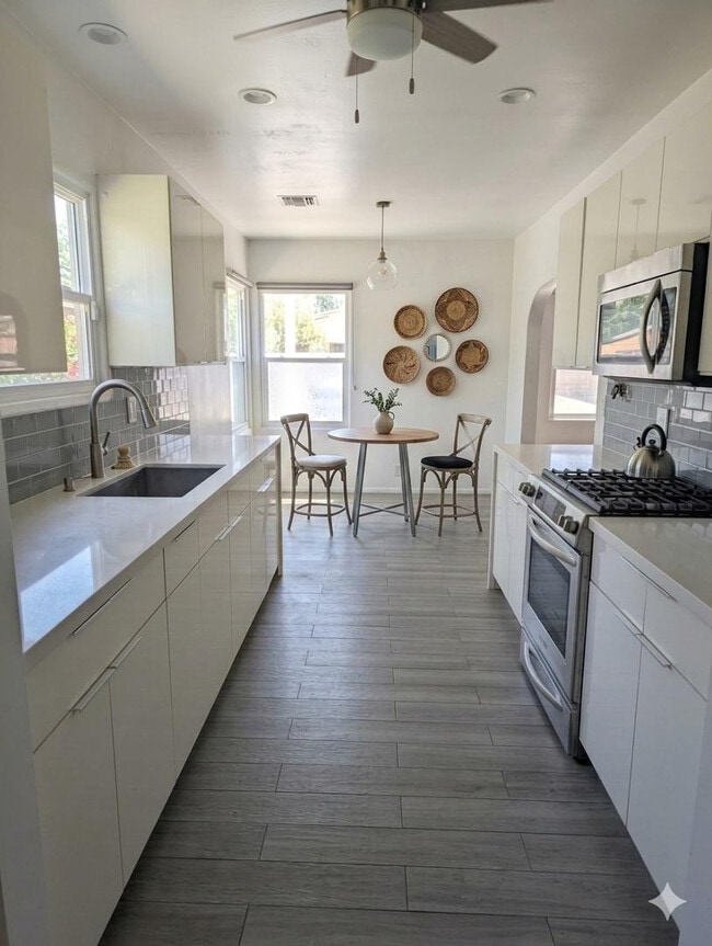 Foto del edificio - 1517 E Roosevelt St