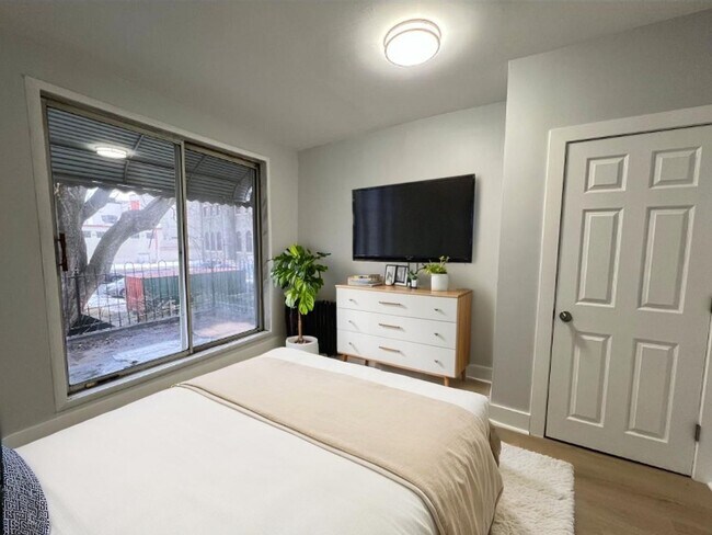 Foto del edificio - Renovated 3BR/1.5Bth House! Section 8 ONLY!!