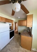 Building Photo - 15405 Corkhill Rd