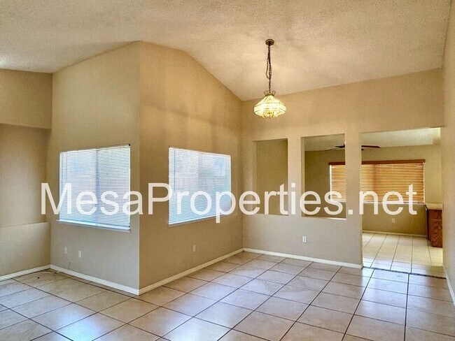 Building Photo - 14182 Liberty Way