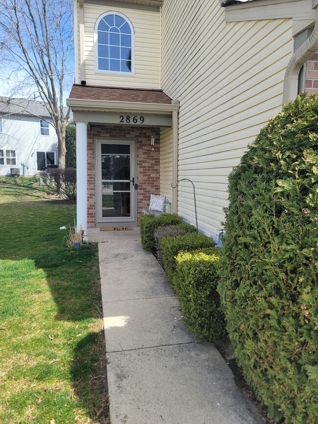 Building Photo - 2869 Old Mill Ct