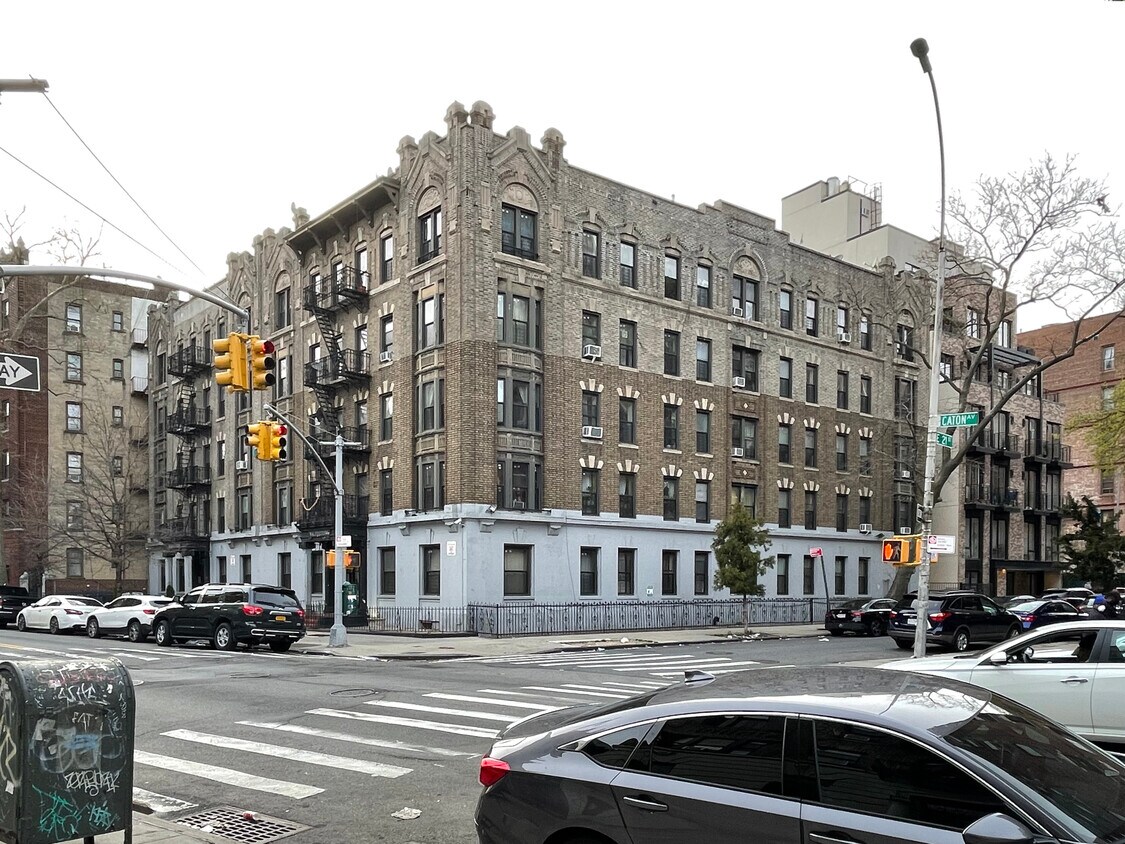 Foto principal - 2017-2023 Caton Ave