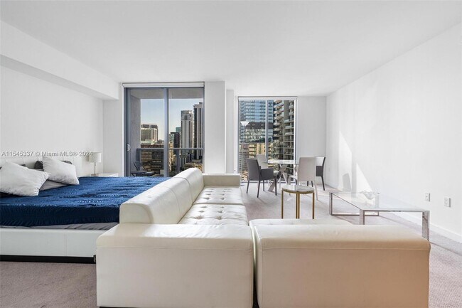 Foto del edificio - 31 SE 6th St