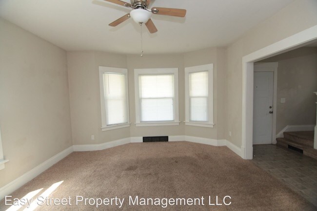 Foto del edificio - 3 br, 1 bath House - 2728 8 1/2 Ave
