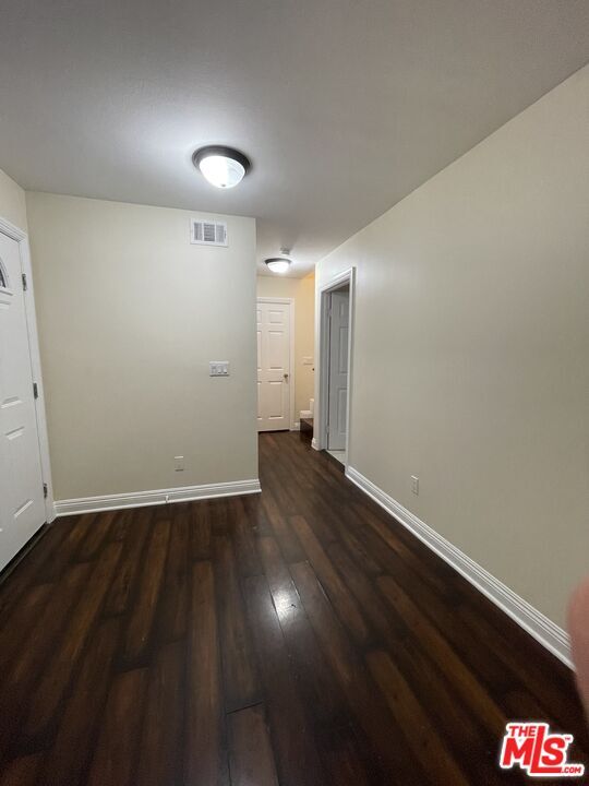 Foto del edificio - 639 E 82nd St