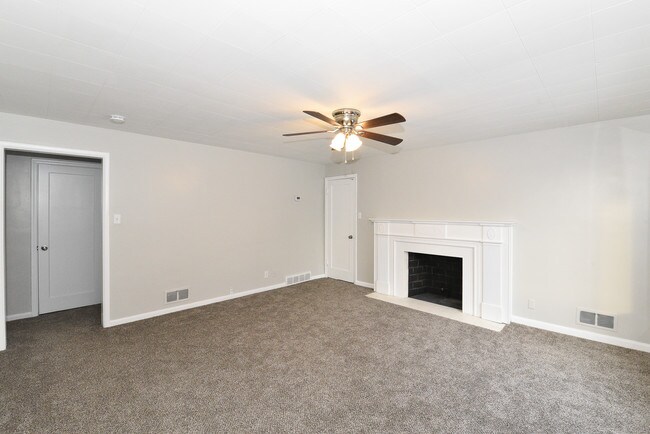 Building Photo - 138 W 100 N