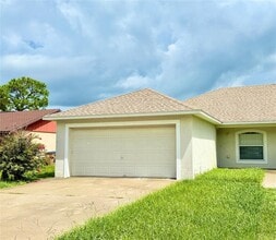 Building Photo - 715 Lucaya Dr