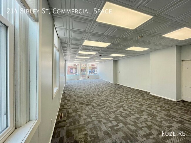 Building Photo - 214 Sibley St