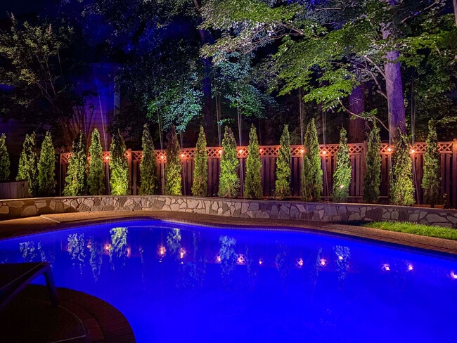 Building Photo - 9101 Peartree Landing
