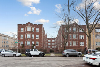 Building Photo - 7381 N Damen Ave