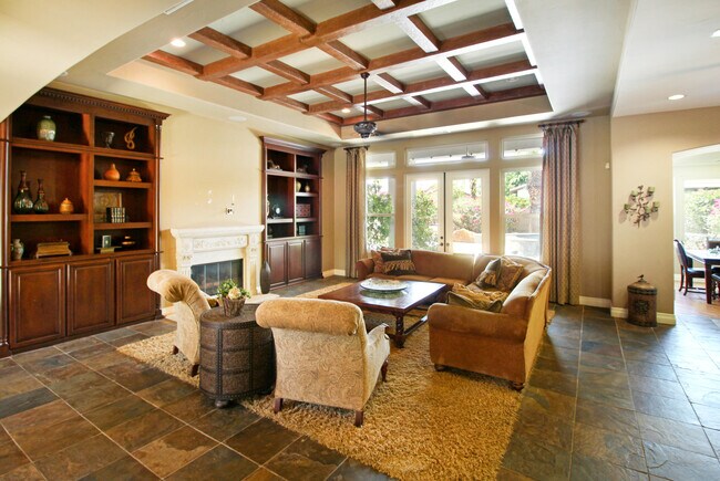 Building Photo - 81075 Giacomo Way