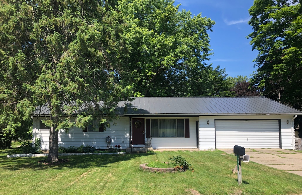 246 Lake Heights, Grass Lake, MI 49240 House Rental in Grass Lake, MI