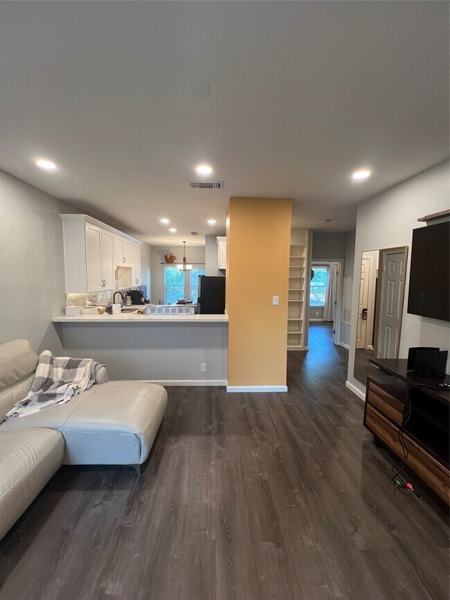 Foto del edificio - 2414 Longview St
