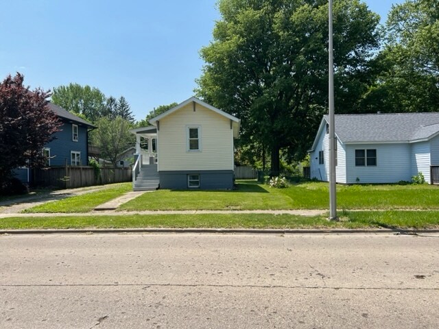 Building Photo - 801 S Cottage Grove Ave