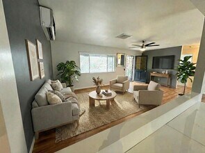 Building Photo - 49140 Cedar Dr