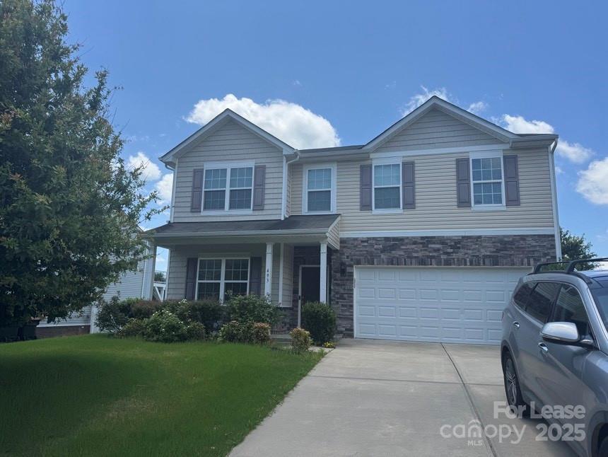 Foto principal - 493 Twelve Oaks Ln