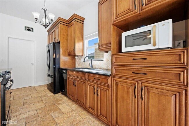 Building Photo - 3 br, 2 bath House - 5307 Steven Rd