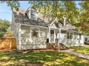 Building Photo - 1471 Hardin Ave
