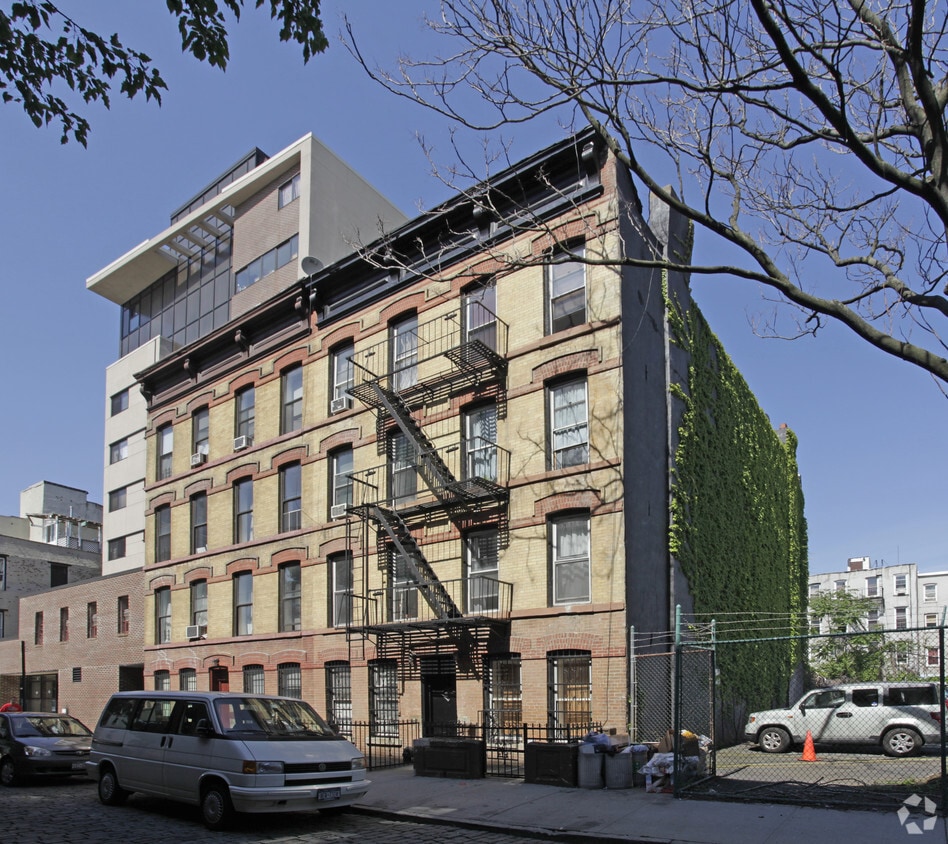 107 Kane St, Brooklyn, NY 11231 Apartments in Brooklyn, NY