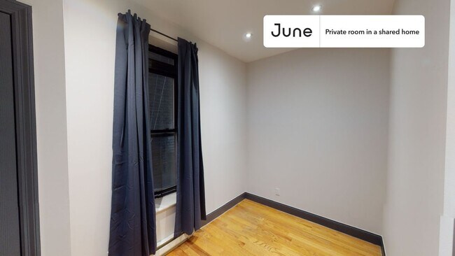 Foto del edificio - Room in Shared 3 bed/1 bath home