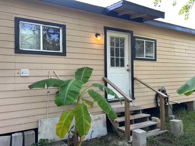 Building Photo - 429 Breckenridge Dr