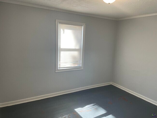 Foto del edificio - 216 Meadowdale Dr