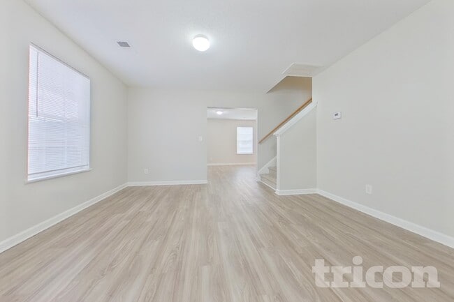 Building Photo - 945 Schofield Ln