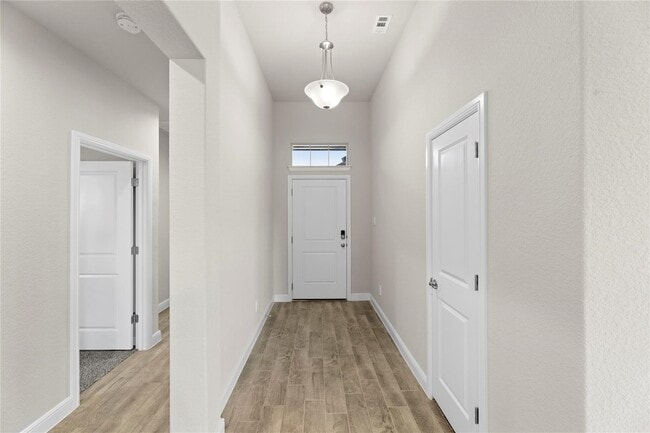 Building Photo - 14405 Antlia Dr