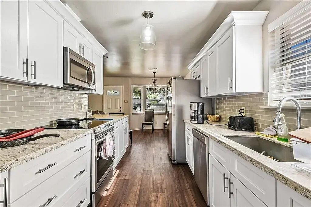 6149 Bellaire Dr, New Orleans, LA 70124 Townhome Rentals in New