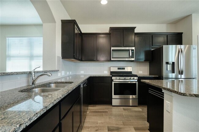 Building Photo - 108 Cypress Hills Rd