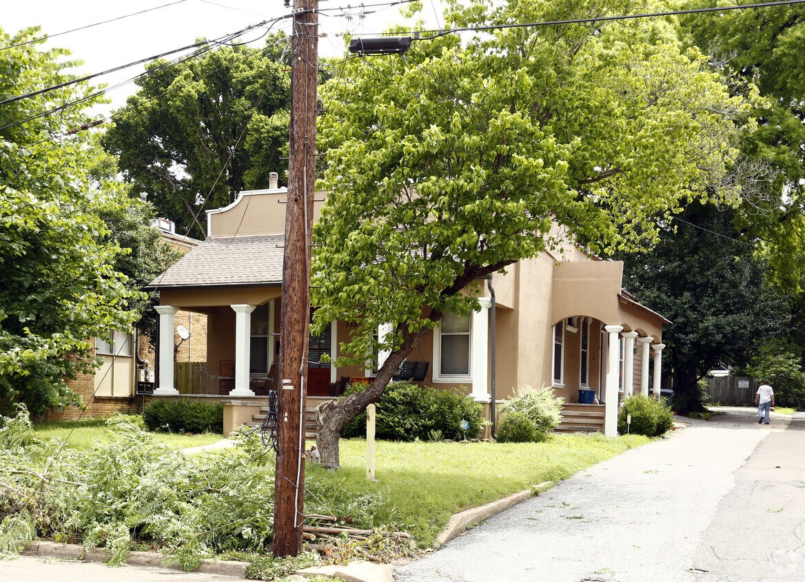 138 A N Mclean Blvd, Memphis, TN 38104 Apartments in Memphis, TN