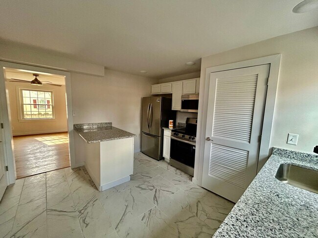 Foto del edificio - 2 Bedroom In Meadowthorpe !