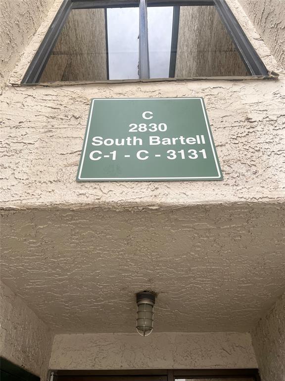 Foto del edificio - 2830 S Bartell Dr