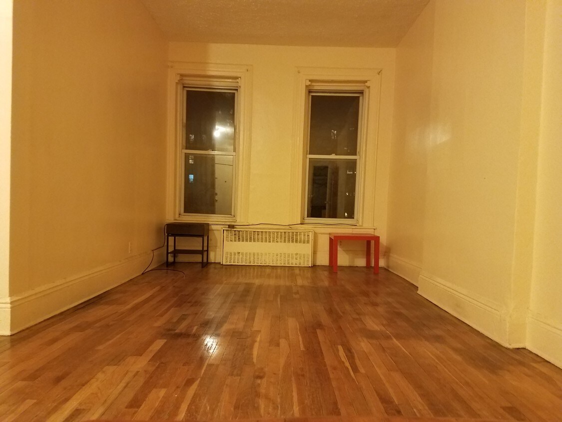 Foto principal - 504 Flatbush Ave