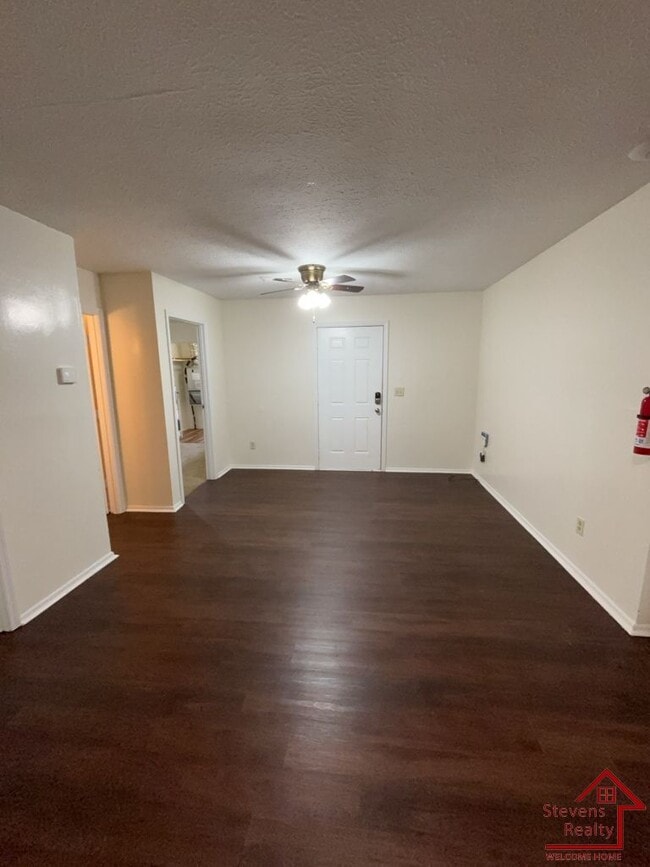 Building Photo - 29 Bybee Woods Dr