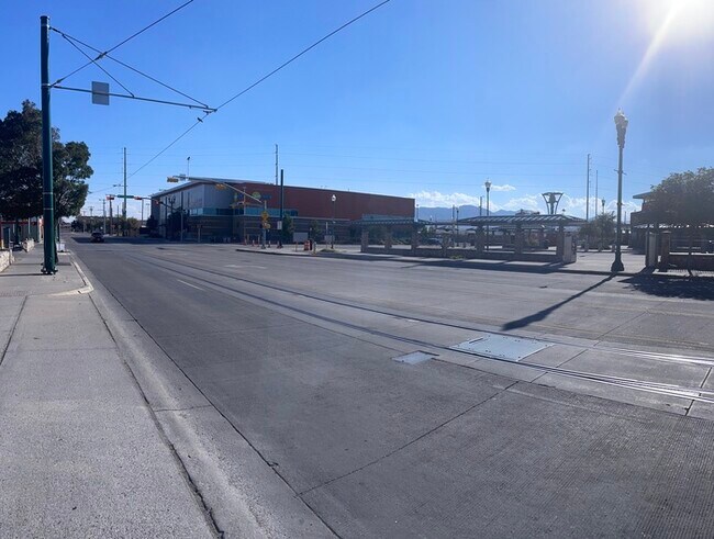 Foto del edificio - Downtown Paso store front