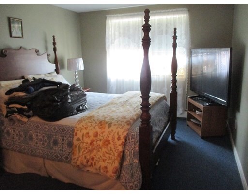 Building Photo - 12 Kenmar Dr