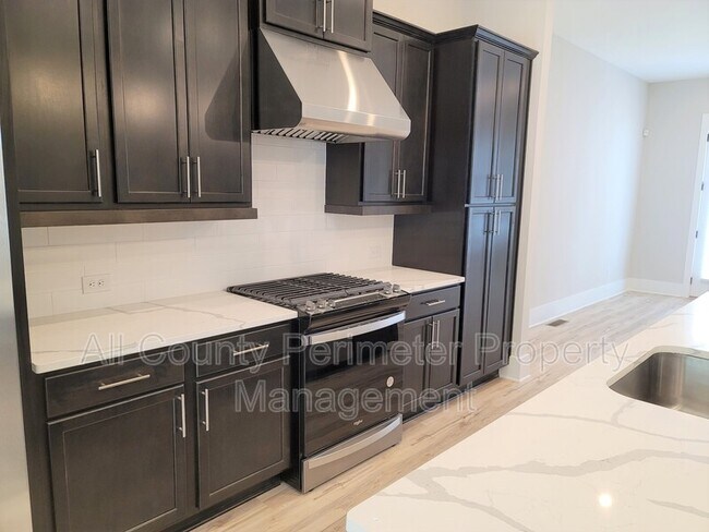 Photo - 2475 Sycamore Rd NW Townhome