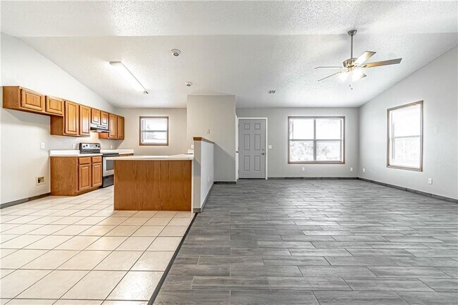 Foto del edificio - 1822 S 14th St