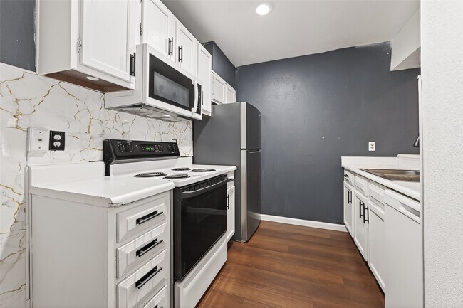 Foto del edificio - 1920 Augusta Dr