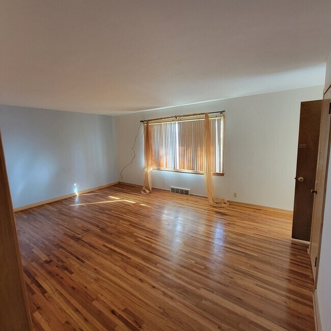 Foto del edificio - 20 W 25th Ave