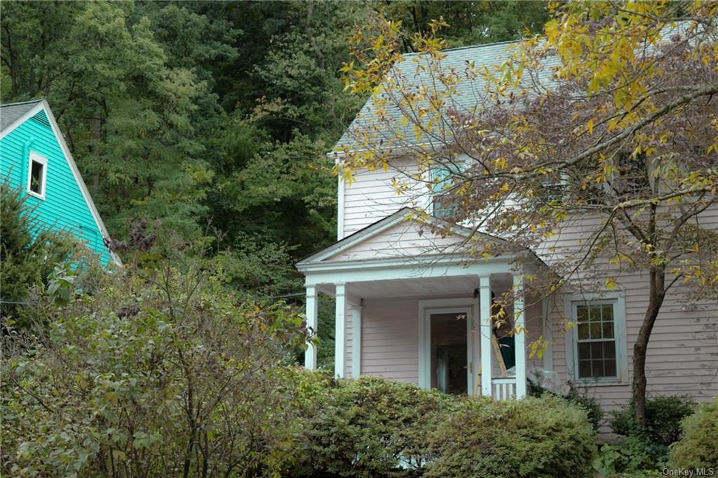 Primary Photo - 45 Ferdon Ave