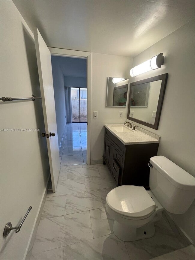 Foto del edificio - 7430 SW 153rd Pl